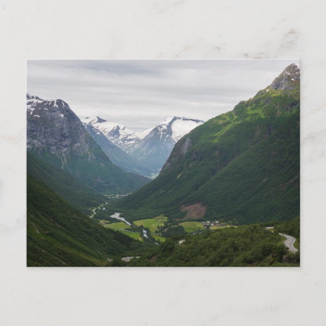 Carte postale de la vallée de Hjelle en Norvège (Devant)