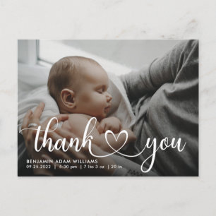 Carte postale de naissance de bébé avec écriture d