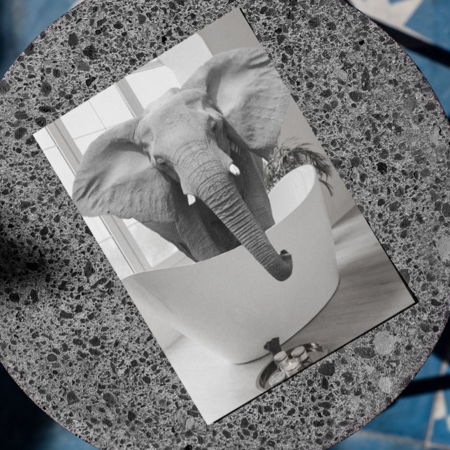 Carte postale de salle de bain éléphant baignoire  (Créateur téléchargé)