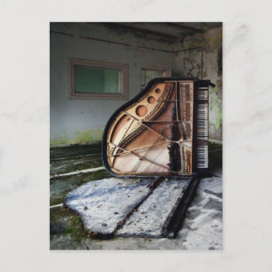 Carte Postale Dead Piano