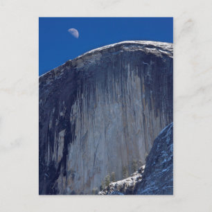Carte Postale Demi-lune se lève sur le dessus de la moitié du dô