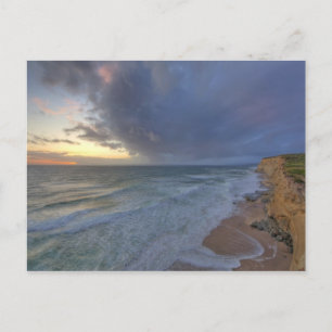 Carte Postale Des falaises de mer capturent des jours de dernièr