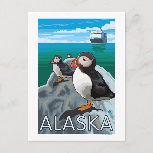 Carte Postale Des macareux regardent un bateau de croisière (Devant)