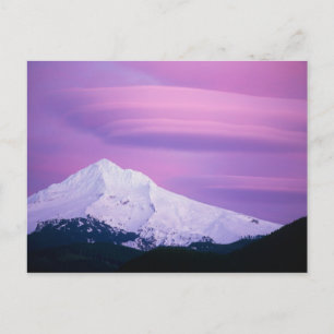 Carte Postale Des nuages violet foncé entourent le mont Hood, da