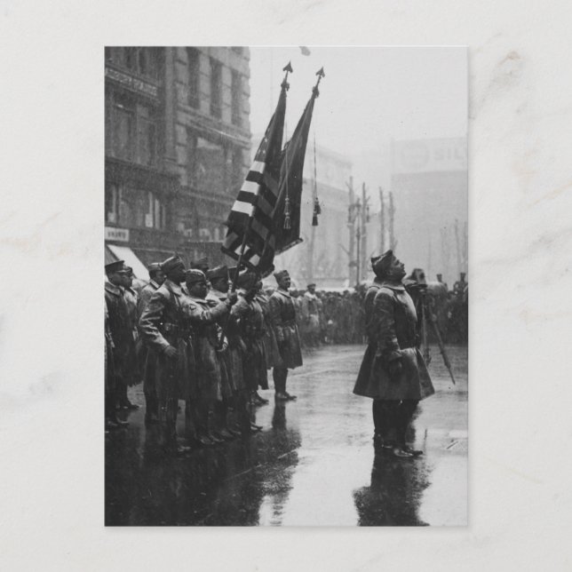 Carte Postale Des soldats "Buffalo" retournent des couleurs - 19 (Devant)