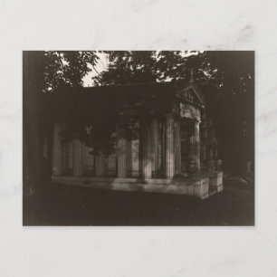 Carte postale Distance de la tombe fantôme