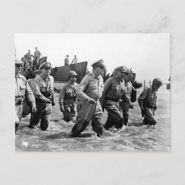 Carte Postale Douglas MacArthur atterrit sur l'île de Leyte Phil (Devant)