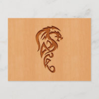 Dragon gravé sur bois