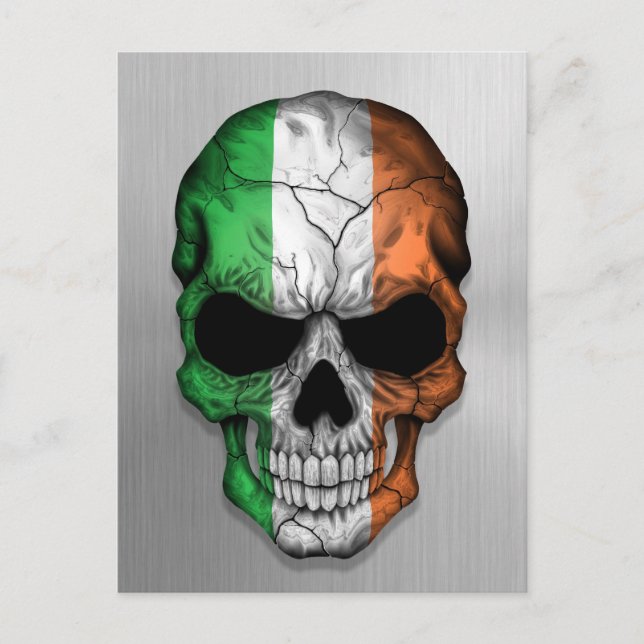 Carte Postale Drapeau de l'Irlande sur un crâne en acier (Devant)