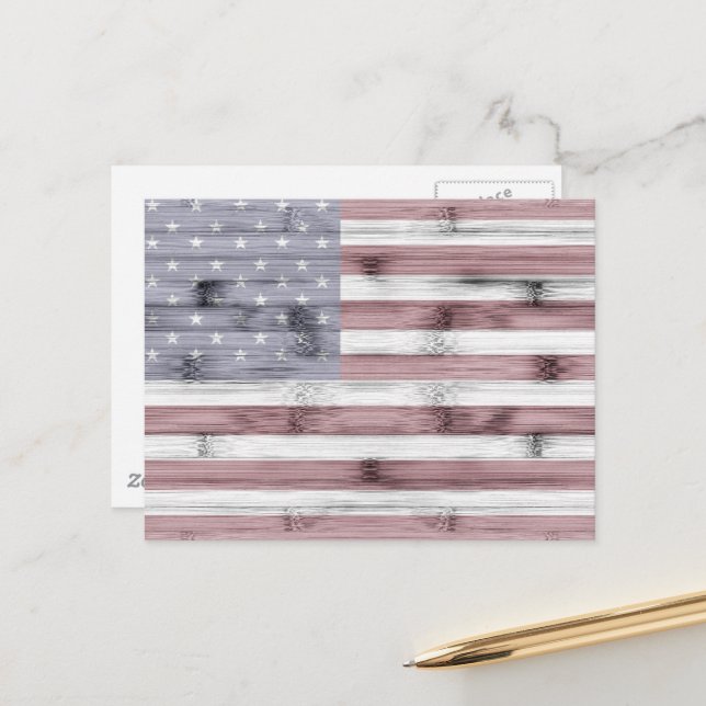 Carte Postale Drapeau USA en bois rouge blanc bleu rustique (Devant/Arrière en situation)