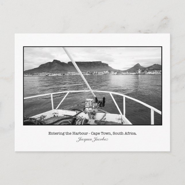 Carte postale du bateau entrant dans la baie de la (Devant)