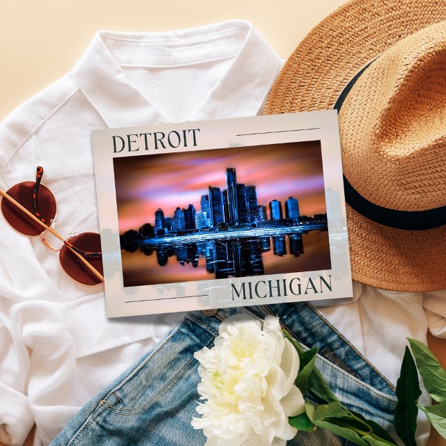 Carte postale Dusk Dreamscape de Détroit (Detroit's Dusk Dreamscape Postcard)