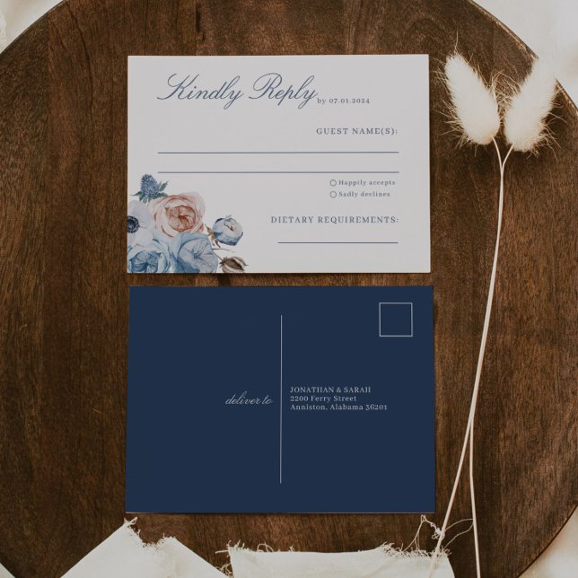 Carte Postale Dusty Blue & Peach Floral Wedding RSVP (Créateur téléchargé)