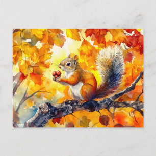 Carte Postale Écureuil mangeant une noix dans un arbre d'automne