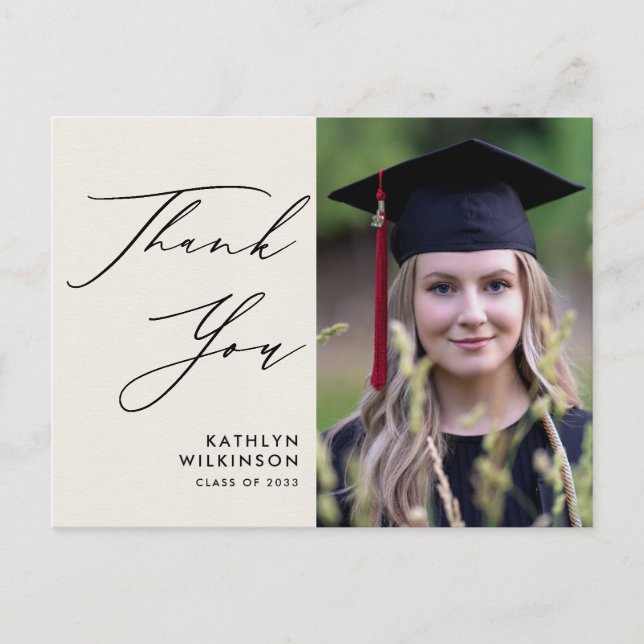 Carte Postale Élégant script noir sur Merci de graduation crème (Devant)