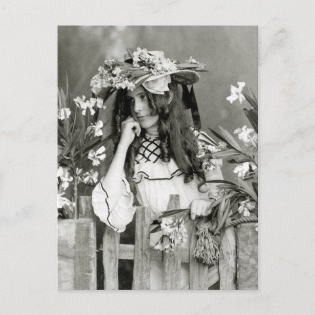 Carte Postale Enfant fleur devant son temps : 1902 (Devant)