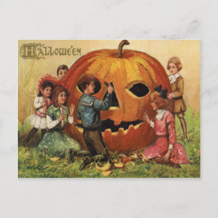 Carte Postale Enfants Carving Jack-o'-lantern Citrouille
