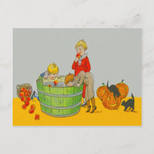 Carte Postale Enfants qui pêchent des pommes Jack O' Lantern