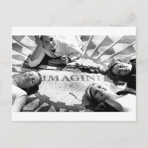 Carte Postale Enfants sur le cercle de l'imagination