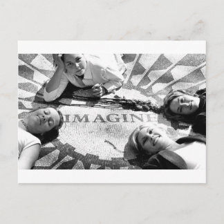 Carte Postale Enfants sur le cercle de l'imagination