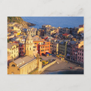 Carte Postale Europe, Italie, Cinque Terre. Village de Vernazza