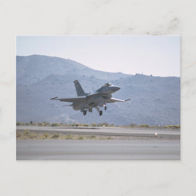 Carte Postale F-16 Atterrissage À La Base Aérienne De Luke (Devant)