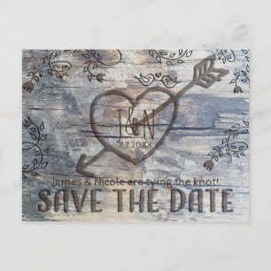Carte Postale Faire-part Cœur sculpté dans des oiseaux d'amour en bois Date