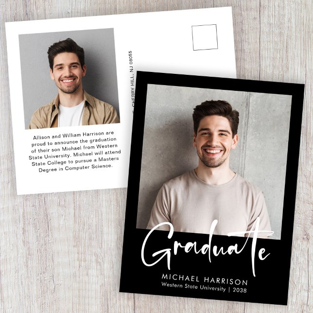 Carte Postale Faire-part Moderne Gras Script Photo Black Graduation (Modern White Script Black Photo Graduation Announcement Postcard)