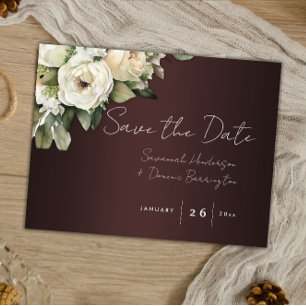 Carte Postale Faire-part Roses blanches sur Burgundy Boho Wedding Enregistr