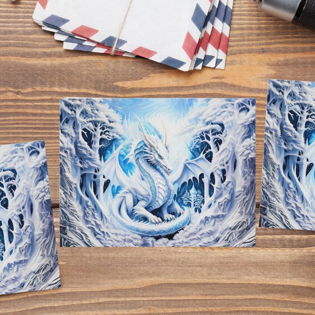 Carte Postale Fantaisie de dragon blanc magnifique (Embrace magic with a magnificent White Dragon Fantasy postcard, perfect for enthusiasts of dragons.)
