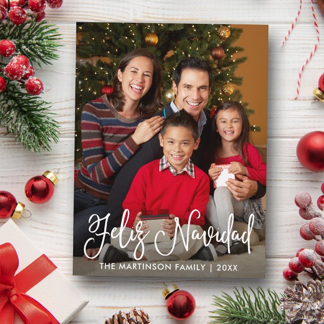 Carte Postale Feliz Navidad Modern Calligraphie Script Photo (Customize to change your personalized text size or text style.)