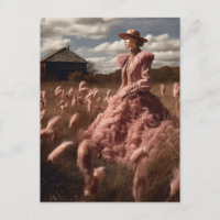 Femme en robe rose à plumes dans un champ Vintage
