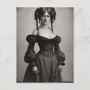 Carte Postale Femme victorienne noire et blanche