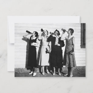 Carte Postale Femmes Boire Bière Vieux Photographie Bière Vintag