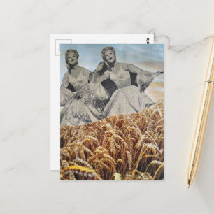 Carte Postale Femmes chantant dans un champ de blé Collage