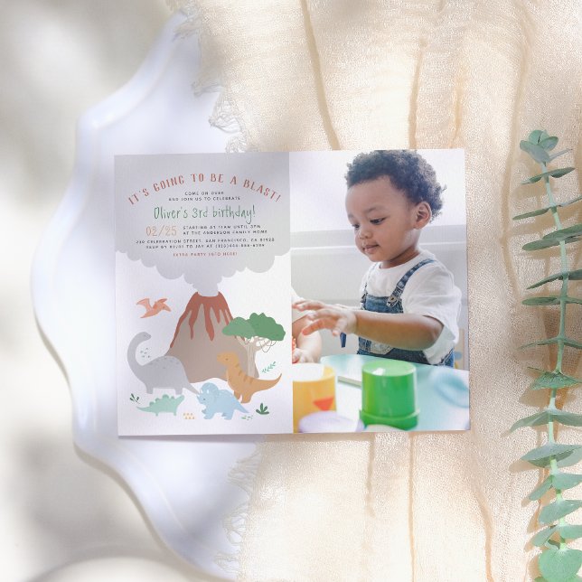 Carte Postale Fête d'anniversaire photo garçon thème dinosaure & (Créateur téléchargé)