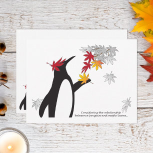 Carte Postale Feuilles d'érable d'automne et mignonnes pingouins