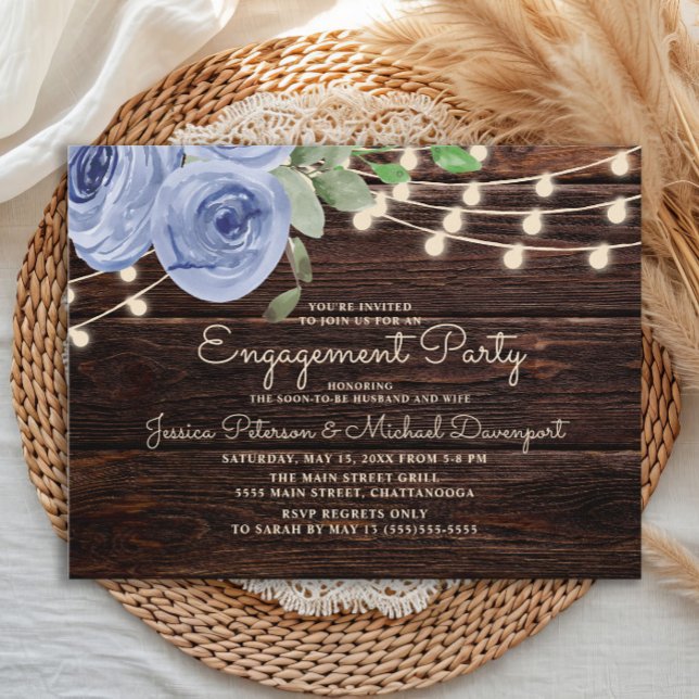 Carte Postale Fiançailles à cordes florales bleu rustique (Rustic wood and dusty blue floral and string lights wedding engagement party invitation postcard)