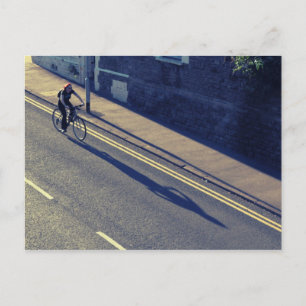 Carte Postale Fille sur un vélo (Cross Process)