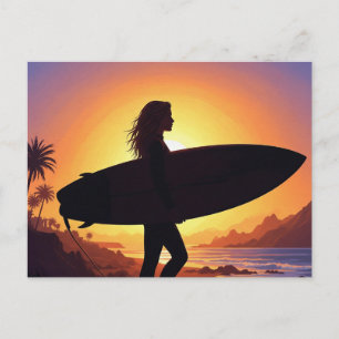 Carte Postale Fille surfeuse sur la plage