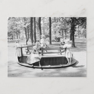 Carte Postale Filles sur Merry-Go-Round, 1910