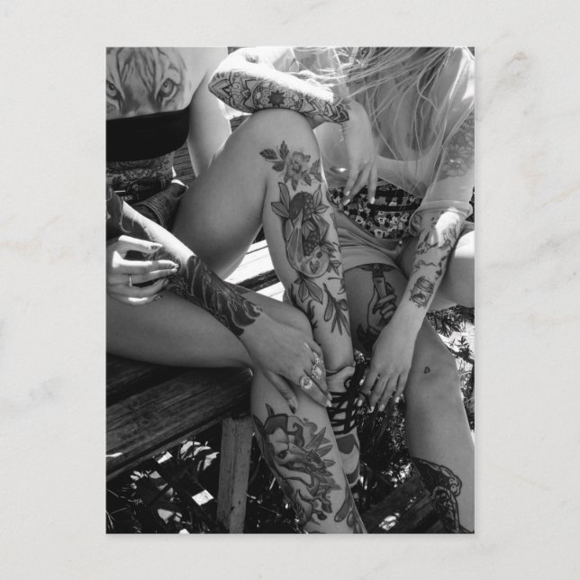 CARTE POSTALE FILLES TATTOO (Devant)