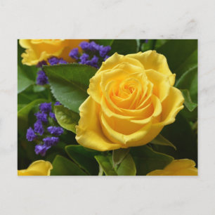 Carte Postale Floral Rose jaune & Fleurs violettes Bonjour amour