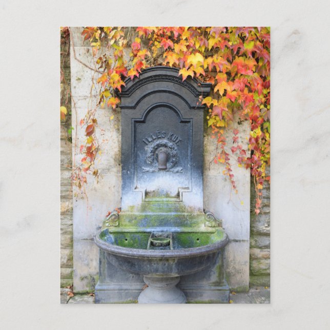 Carte Postale Fontaine d'eau potable en automne, Hongrie (Devant)