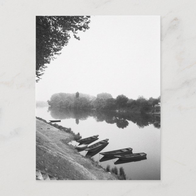 Carte Postale FRANCE, Touraine, La Loire : ChINON Bateaux le lon (Devant)