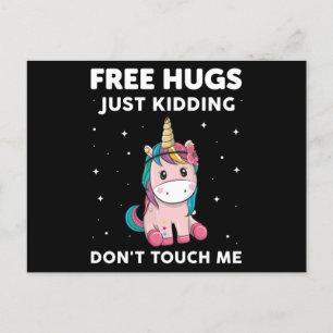 Carte Postale Free Hugs Just Kidding Do Not Touch Me