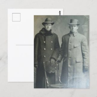 Carte Postale Frères Dapper en manteaux RPPC Photo B&W