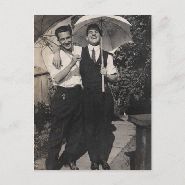 Carte Postale Garçons parapluies (Devant)