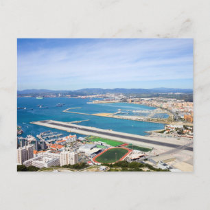 Carte Postale Gibraltar Cityscape et piste d'aéroport depuis le