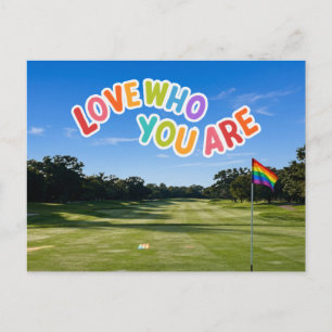 Carte Postale Golf Pride sur parcours de golf thème arc-en-ciel